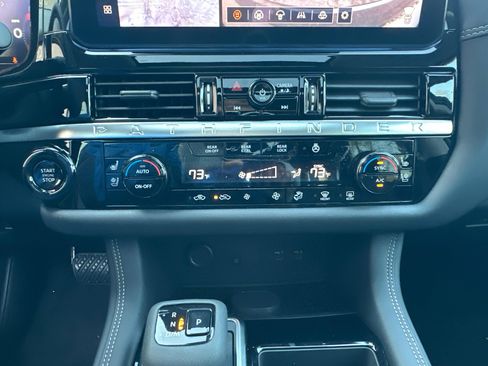 New 2026 Nissan Pathfinder Platinum AWD/4WD image 36