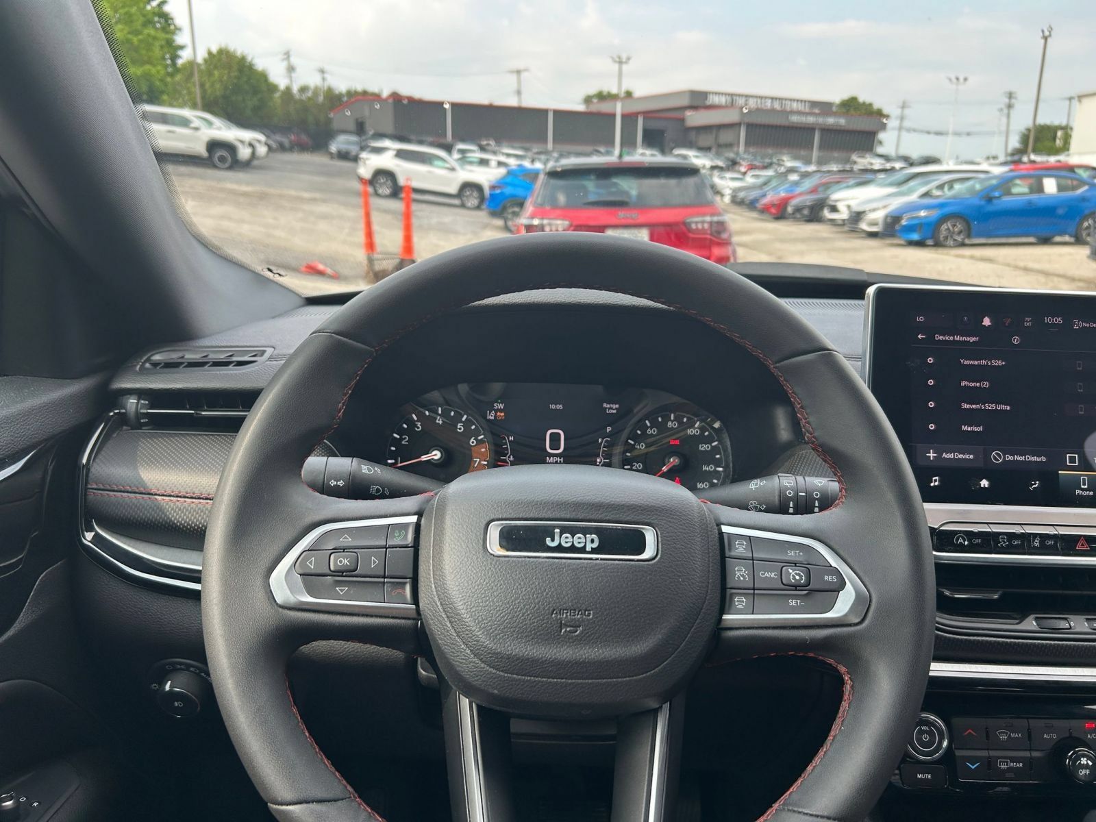 Used 2025 Jeep Compass Trailhawk AWD/4WD image 28