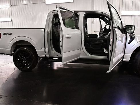 Used 2026 Ford F150 Lariat AWD/4WD image 32