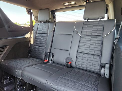New 2026 Cadillac Escalade Platinum Sport w/ LPO, Floor Liner Package AWD/4WD image 38