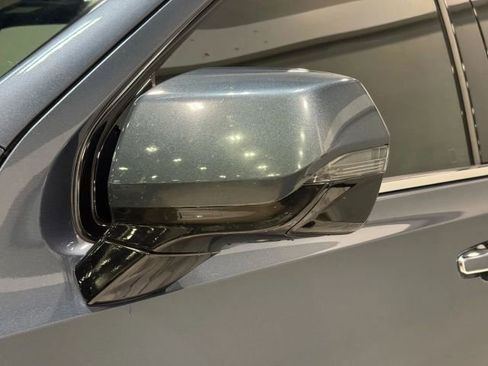 Used 2021 Chevrolet Tahoe High Country w/ Premium Package image 60