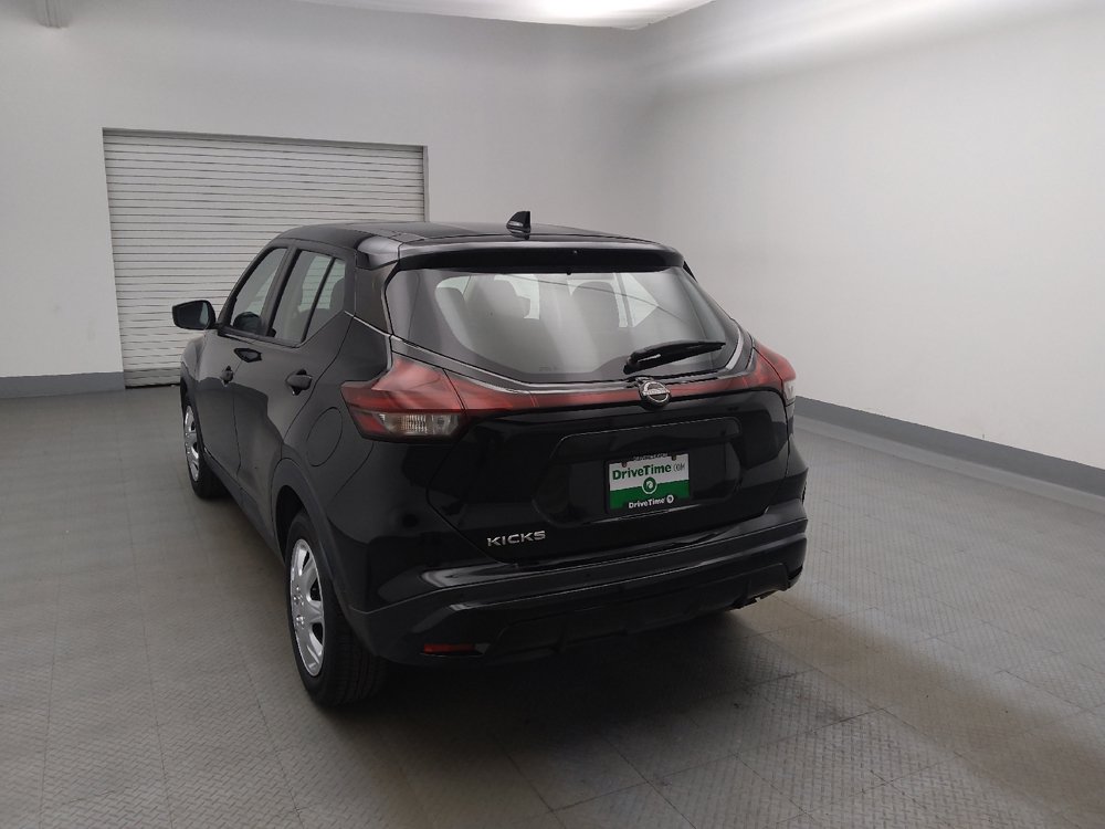 Used 2022 Nissan Kicks S FWD image 6