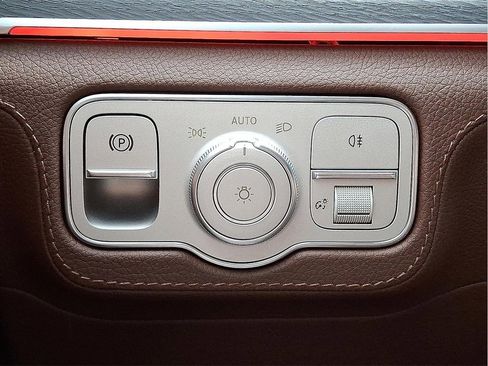 Used 2024 Mercedes-Benz GLE 350 4MATIC image 26