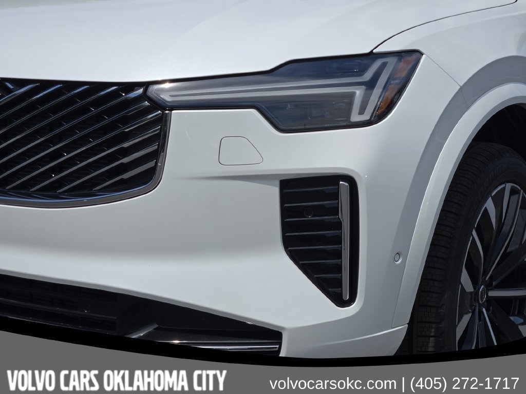 New 2026 Volvo XC90 B5 Plus AWD/4WD image 8