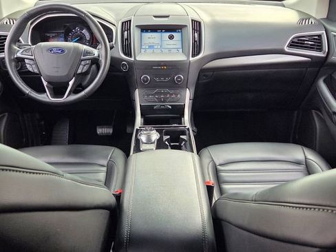 Used 2019 Ford Edge SEL w/ Equipment Group 201A FWD image 14