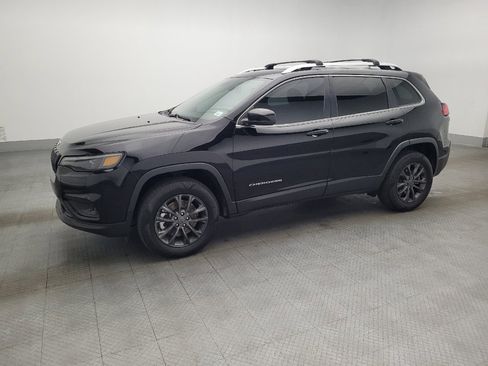 Used 2021 Jeep Cherokee Latitude Lux w/ Sun & Sound Group image 2