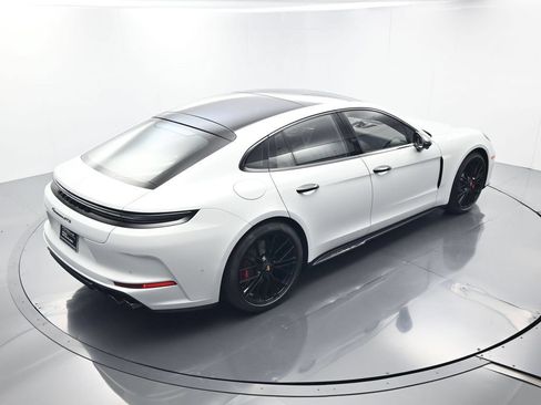 Certified 2026 Porsche Panamera GTS AWD/4WD image 42