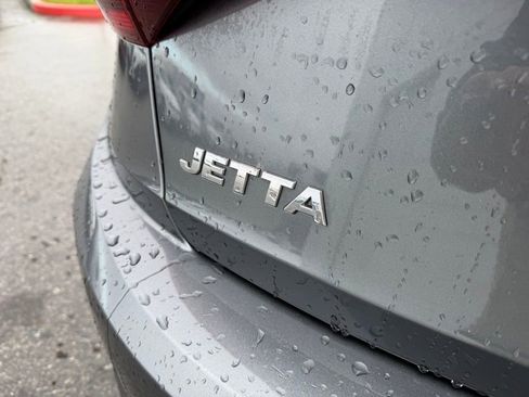 Used 2020 Volkswagen Jetta S image 10