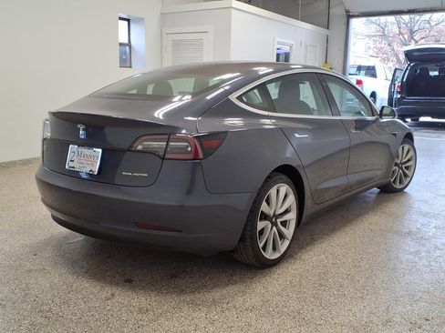 Used 2020 Tesla Model 3 Long Range image 4