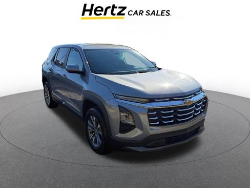 Used 2025 Chevrolet Equinox LT image 1