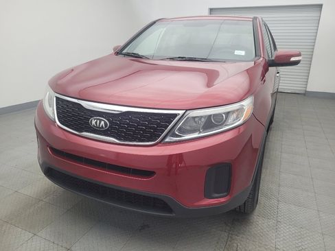 Used 2015 Kia Sorento LX image 15