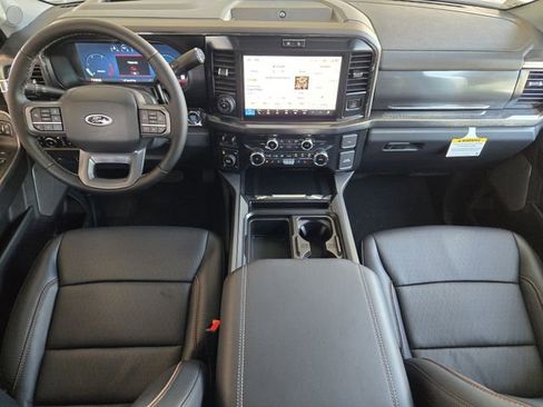 New 2026 Ford F250 Lariat w/ Black Appearance Package AWD/4WD image 19