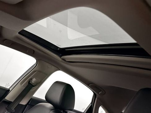 Certified 2023 Honda Civic EX-L image 39