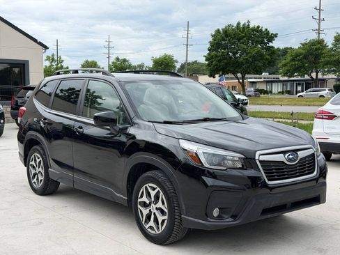 Used 2021 Subaru Forester Premium w/ Popular Package #1 AWD/4WD image 2