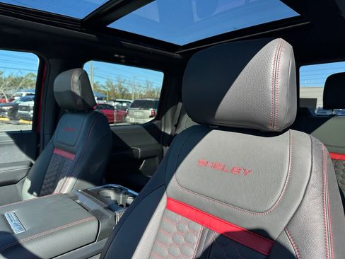 New 2025 Ford F150 Lariat w/ Equipment Group 502A High image 43