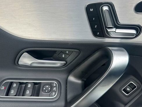 Certified 2025 Mercedes-Benz CLA 250 image 11