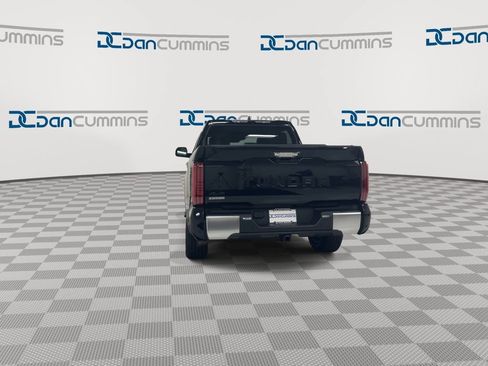 Used 2024 Toyota Tundra Limited AWD/4WD image 7