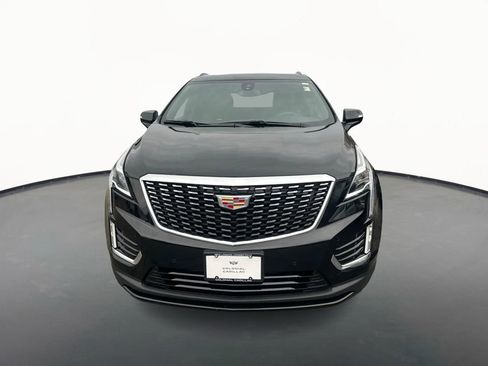 New 2024 Cadillac XT5 Luxury image 2