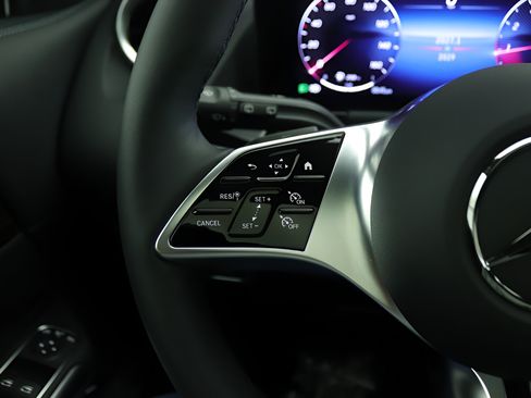 Certified 2026 Mercedes-Benz GLA 250 4MATIC image 10