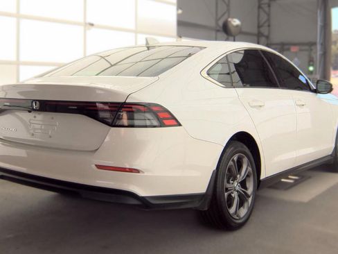 Used 2023 Honda Accord EX image 5