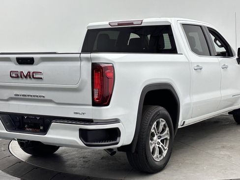 Used 2025 GMC Sierra 1500 SLT RWD image 7