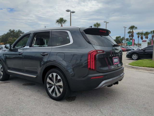 Used 2022 Kia Telluride EX w/ EX Premium Package FWD image 8