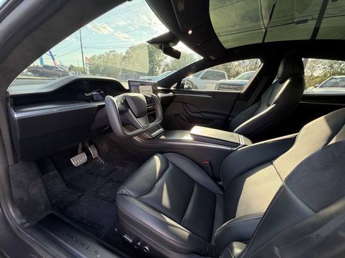 Used 2021 Tesla Model S Plaid AWD/4WD image 8