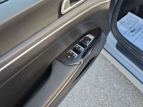 Used 2024 Kia K5 GT-Line w/ GT-Line Premium Package image 11