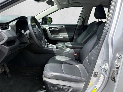 Used 2024 Toyota RAV4 XLE Premium FWD image 10