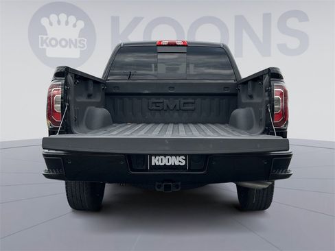 Used 2017 GMC Sierra 1500 SLT image 25