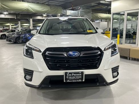 Used 2022 Subaru Forester Limited image 6