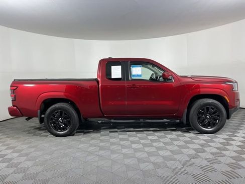 Used 2023 Nissan Frontier SV w/ Technology Package image 12