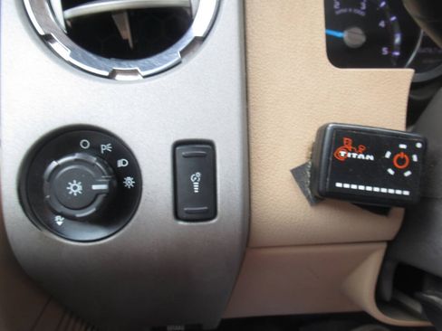 Used 2013 Ford F350 Lariat w/ Chrome Pkg AWD/4WD image 30