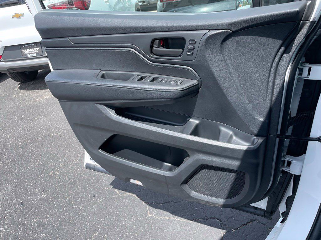 Used 2025 Honda Odyssey Sport-L image 51