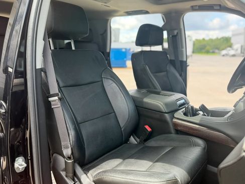 Used 2016 GMC Yukon SLT AWD/4WD image 28