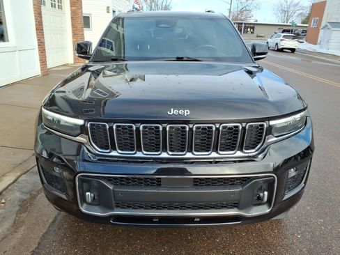 Used 2021 Jeep Grand Cherokee L Overland image 3