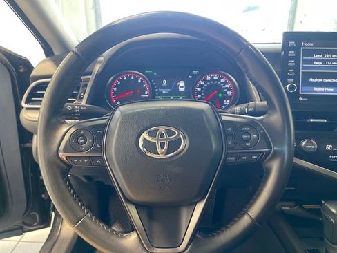 Used 2024 Toyota Camry XSE FWD image 8