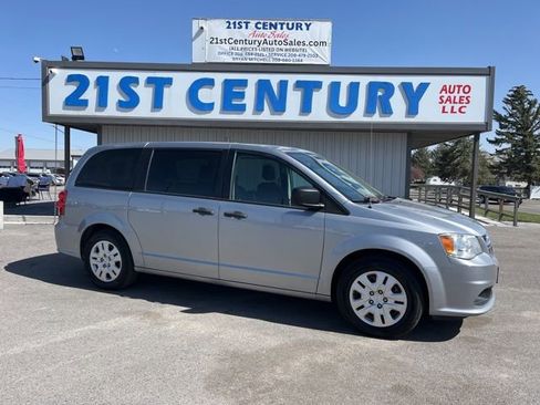 Used 2019 Dodge Grand Caravan SE FWD image 1