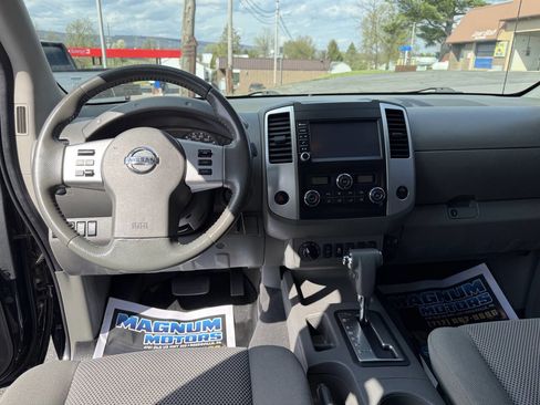 Used 2019 Nissan Frontier SV w/ Value Truck Package image 18