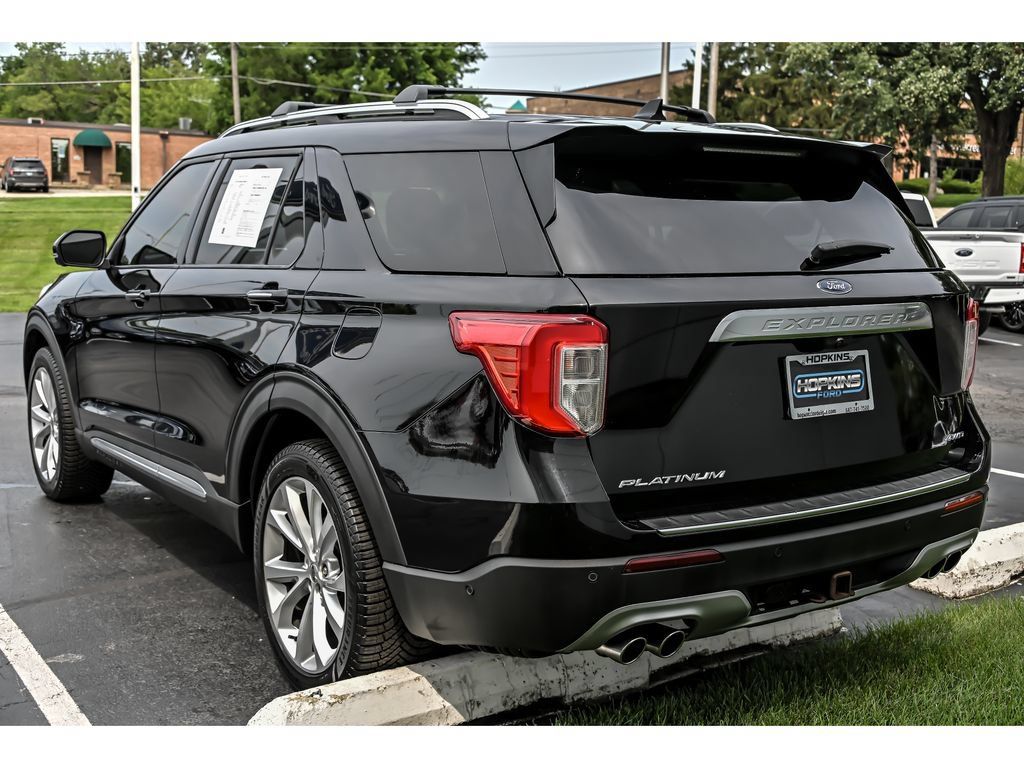 Used 2022 Ford Explorer Platinum w/ Equipment Group 601A AWD/4WD image 6