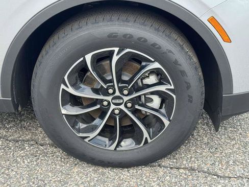 New 2026 Lincoln Nautilus Premier w/ Equipment Group 102A AWD/4WD image 6