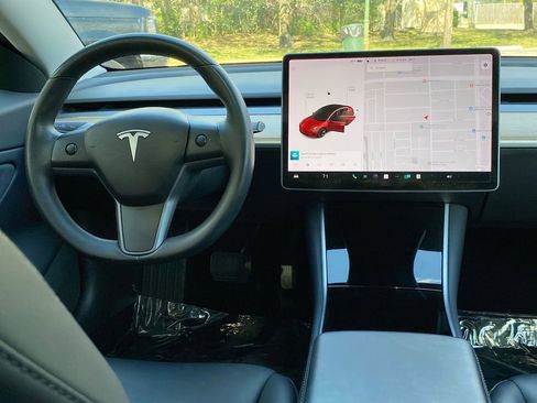 Used 2018 Tesla Model 3 Long Range image 23