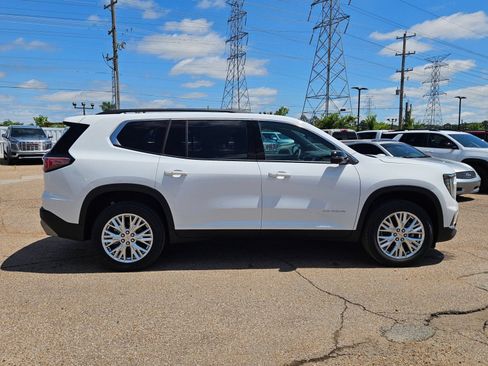 New 2026 GMC Acadia Elevation w/ Elevation Premium Package FWD image 7