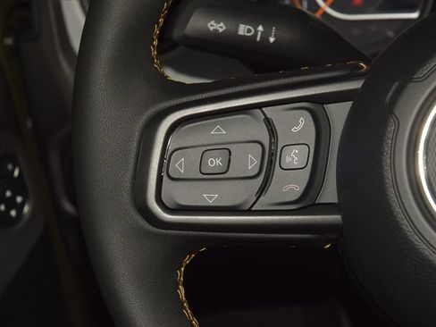 Used 2024 Jeep Wrangler Unlimited Sport AWD/4WD image 39