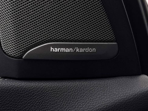 Used 2021 BMW X5 M50i image 7