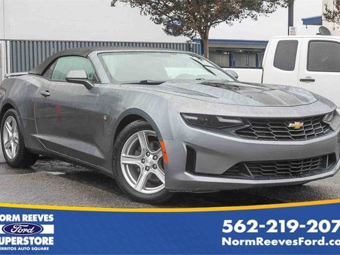 Used 2020 Chevrolet Camaro LT image 1