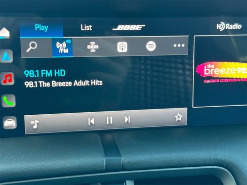 Used 2023 Porsche Taycan 4 Cross Turismo image 21