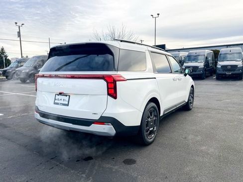 New 2026 Kia Carnival EX image 8
