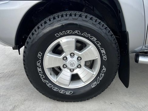 Used 2014 Toyota Tacoma 4x4 Double Cab w/ TRD Sport Package image 31