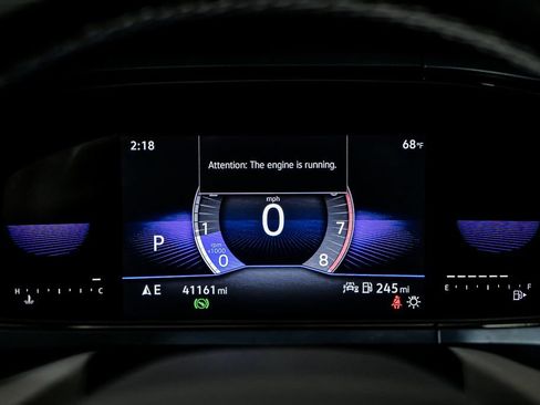Certified 2023 Volkswagen Taos SE w/ Panoramic Sunroof Package FWD image 18
